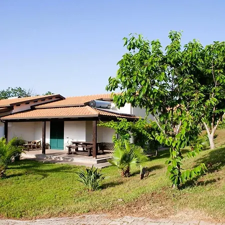 Ninea Panoramic Family Apartments - Large Pool With Sea View Capo Vaticano Exterior foto