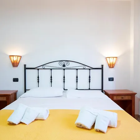 Ninea Panoramic Family Apartments - Large Pool With Sea View Capo Vaticano Exterior foto