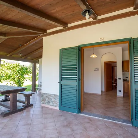 Ninea Panoramic Family Apartments - Large Pool With Sea View Capo Vaticano Exterior foto